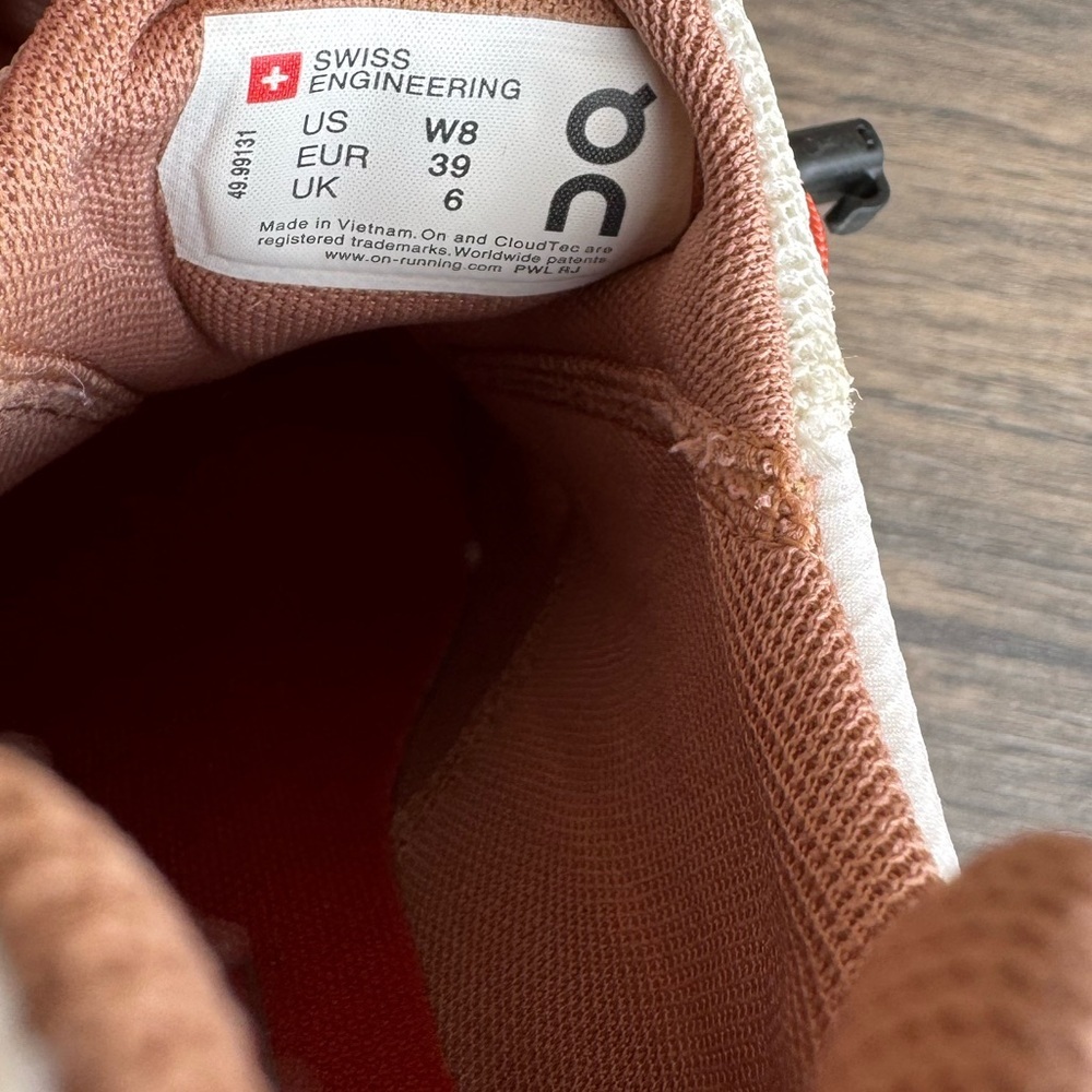 On Running Women's Ice Chill Cloudaway Hiking Sneaker s 8 - Picture 9 of 10